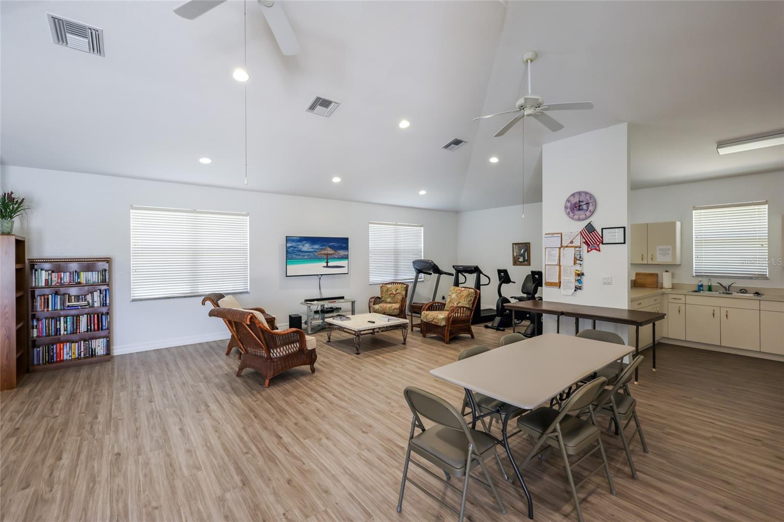 216 VISTA DEL LAGO WAY, VENICE, FL, 34292