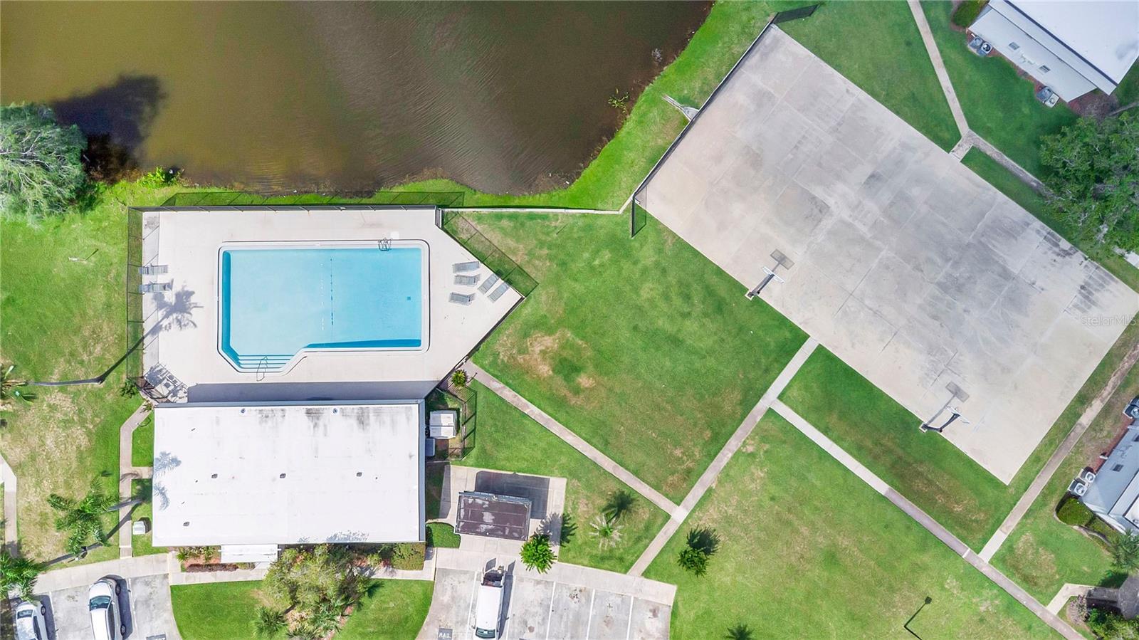 11 WINDTREE LN #B, WINTER GARDEN, FL, 34787