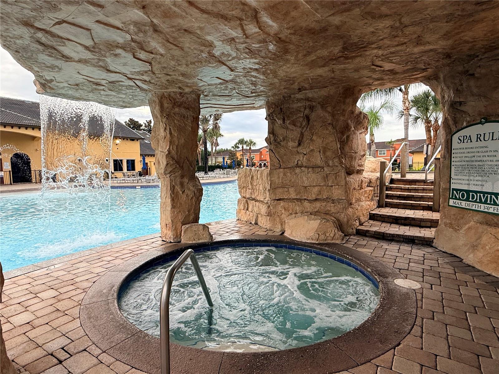 8977 BISMARCK PALM RD, KISSIMMEE, FL, 34747