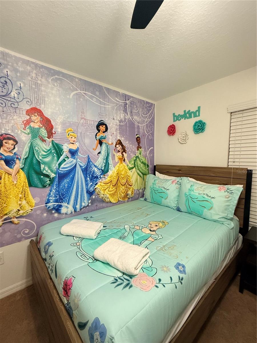 8977 BISMARCK PALM RD, KISSIMMEE, FL, 34747