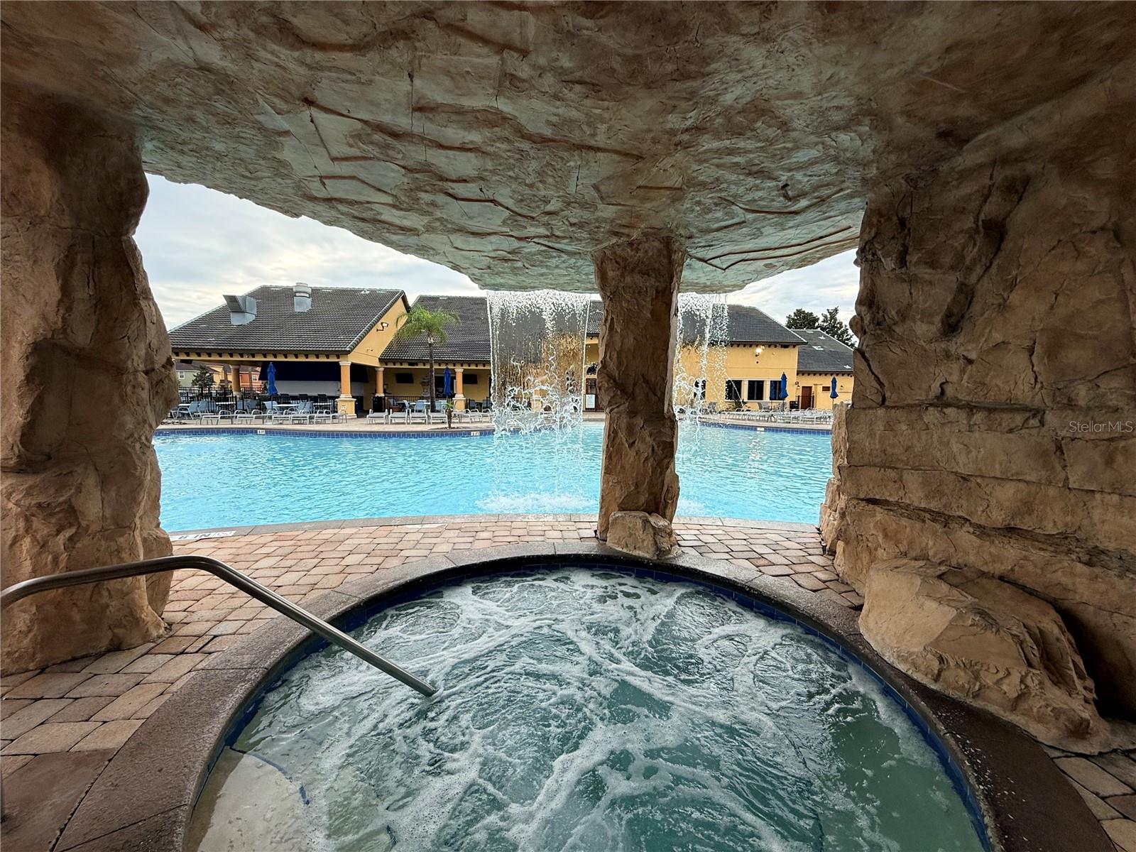 8977 BISMARCK PALM RD, KISSIMMEE, FL, 34747