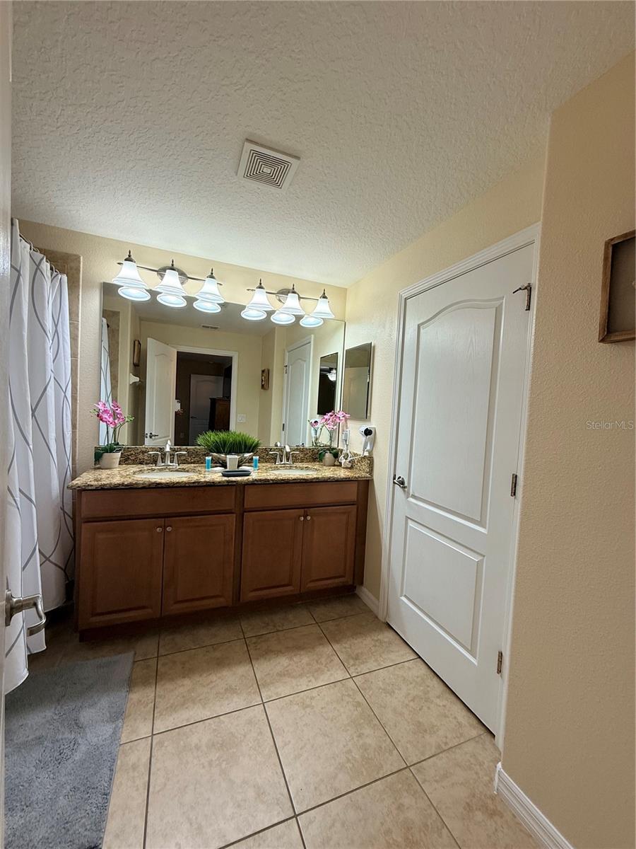 8977 BISMARCK PALM RD, KISSIMMEE, FL, 34747