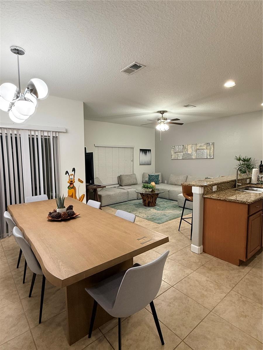 8977 BISMARCK PALM RD, KISSIMMEE, FL, 34747