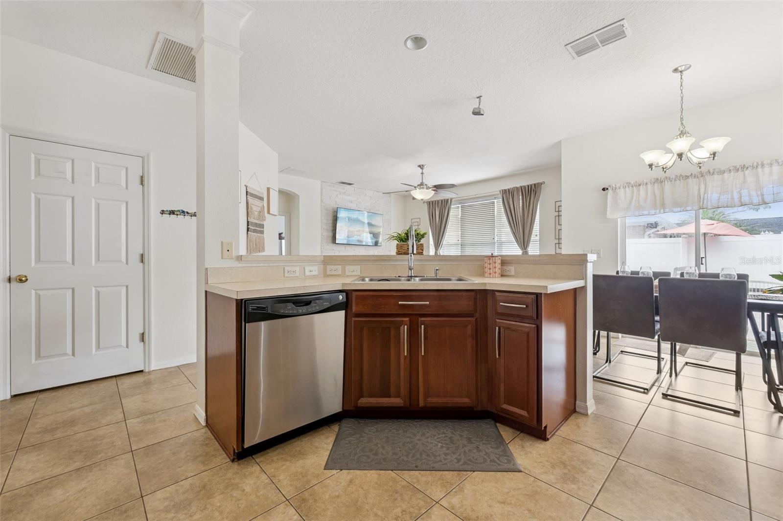 7514 BEAR CLAW RUN, ORLANDO, FL, 32825