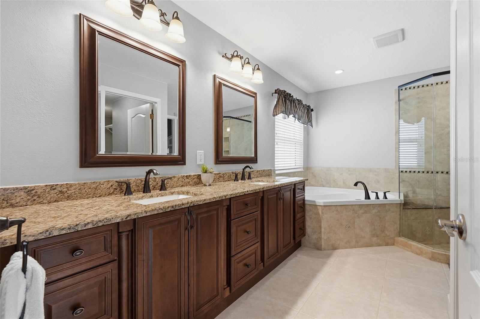 355 VENTURA DR, OLDSMAR, FL, 34677