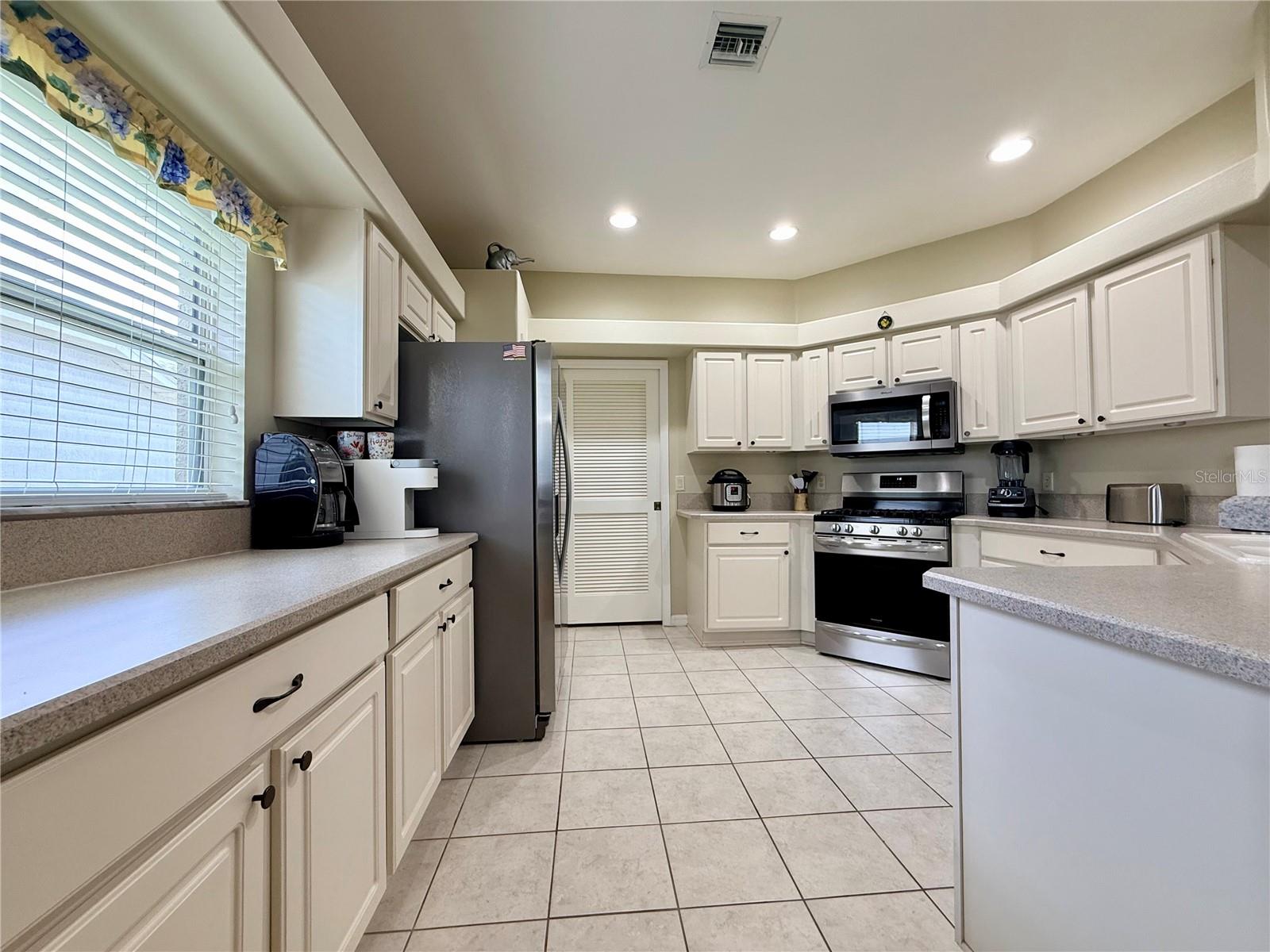 15597 SW 14TH AVENUE RD, OCALA, FL, 34473