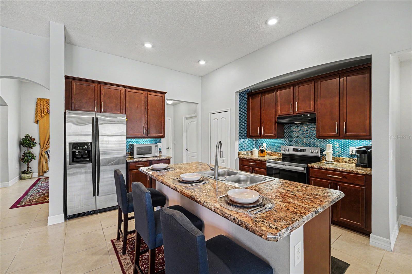 1025 MORGAN CIR NE, PALM BAY, FL, 32905