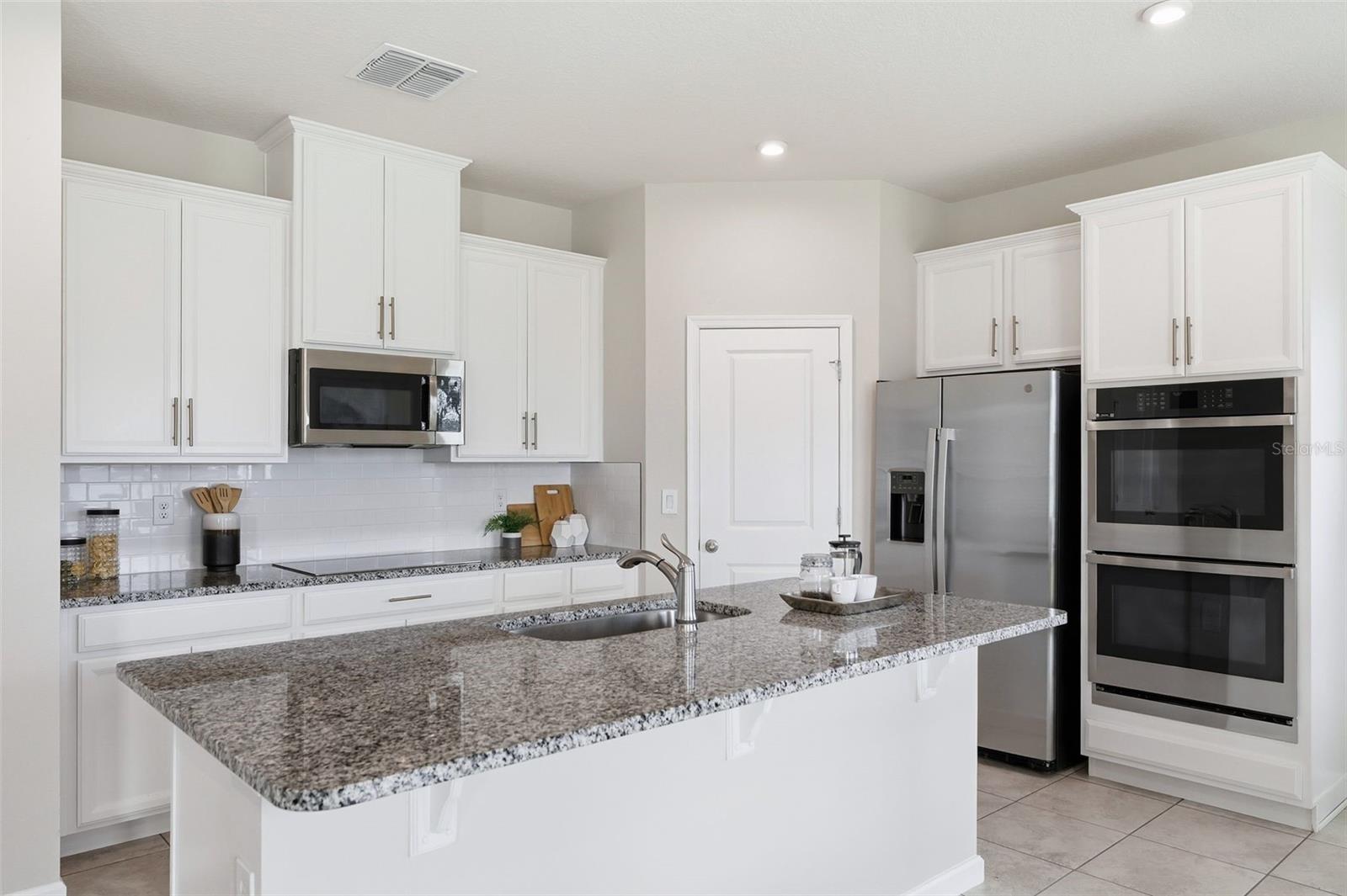 895 SYDNEY ST, DAVENPORT, FL, 33837