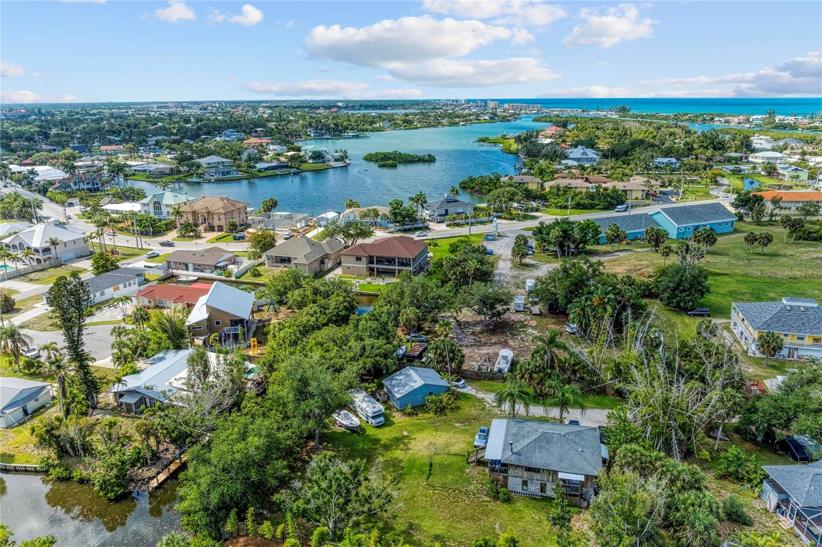 312 WINFIELD WAY, NOKOMIS, FL, 34275