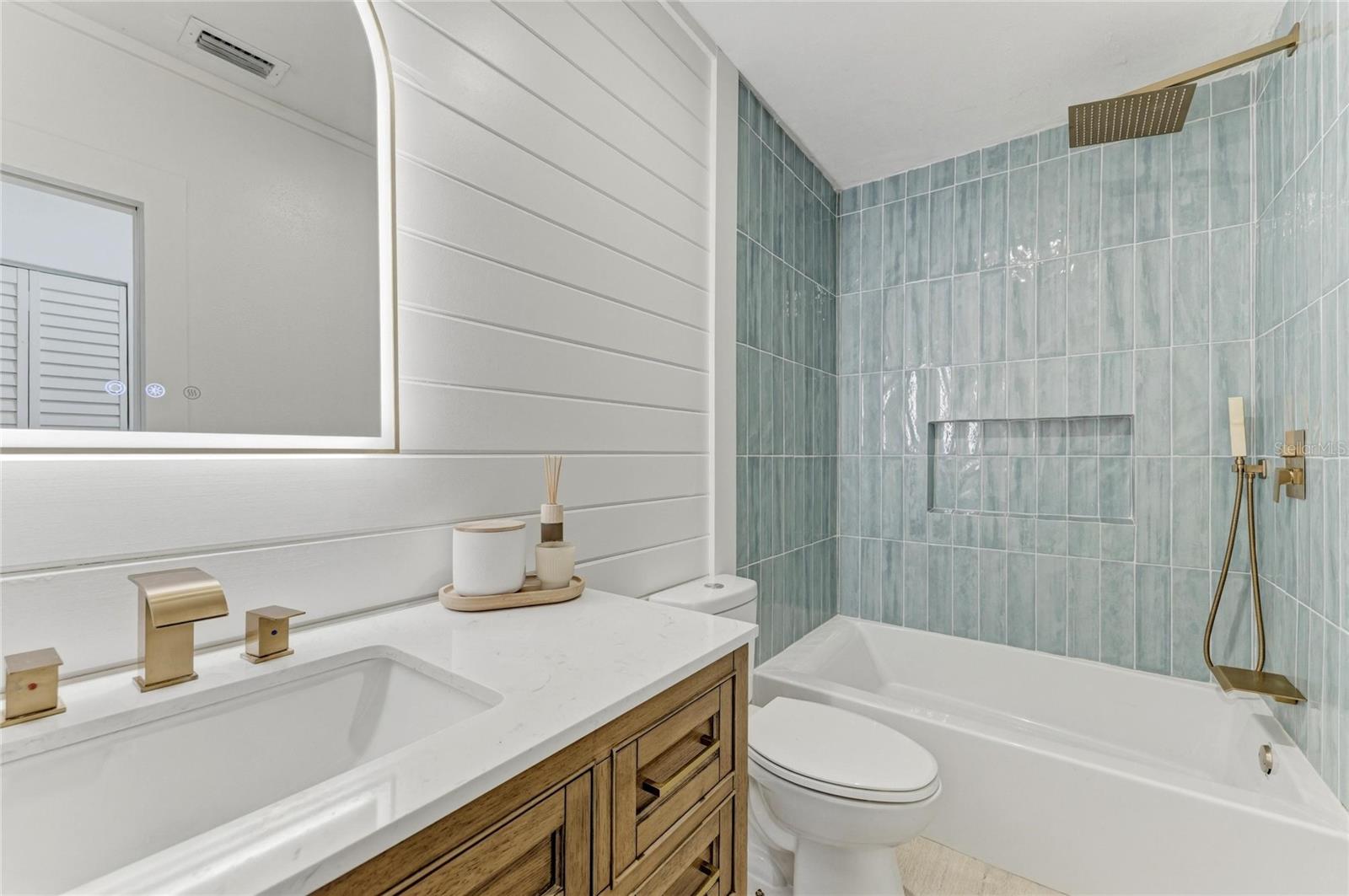 312 WINFIELD WAY, NOKOMIS, FL, 34275