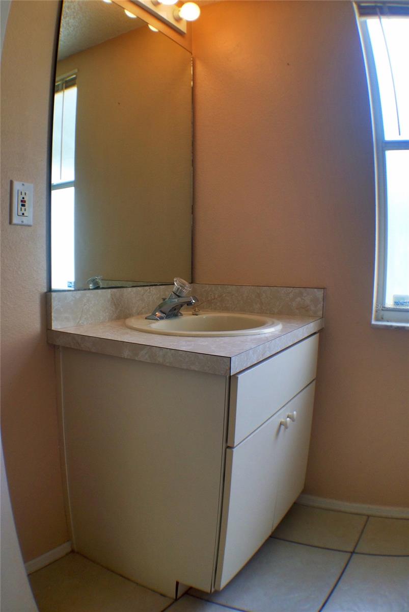 2320 JUSTIN AVE, ORLANDO, FL, 32826