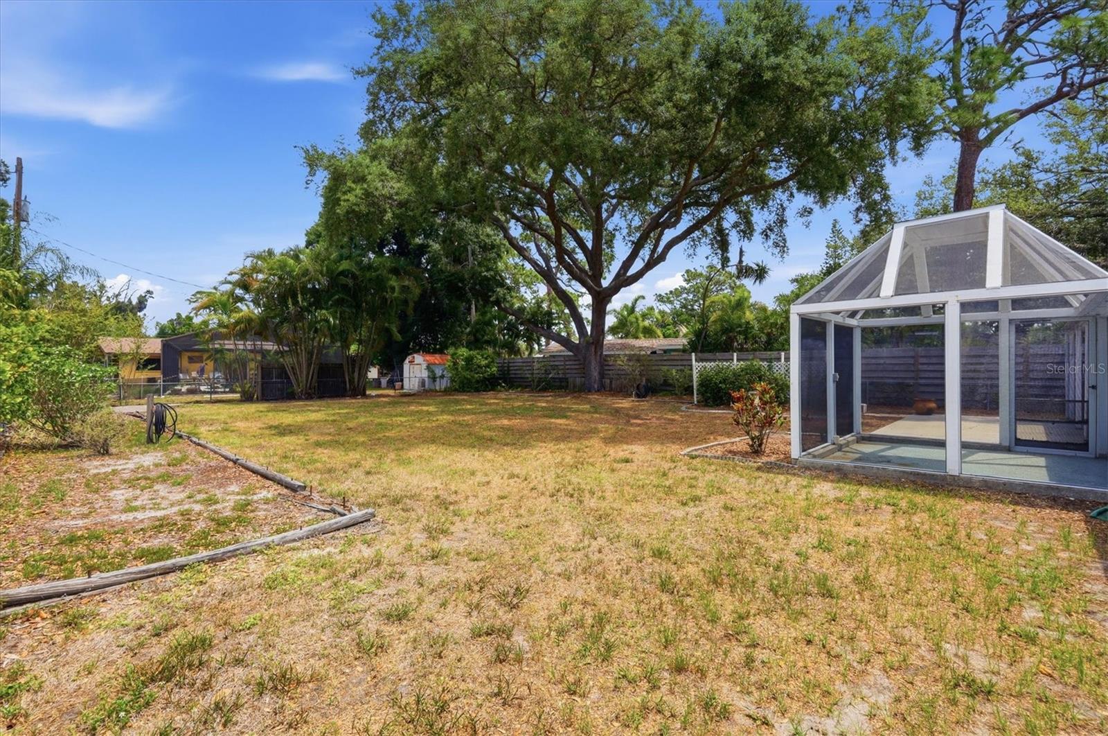 2233 ALICE RD, SARASOTA, FL, 34231
