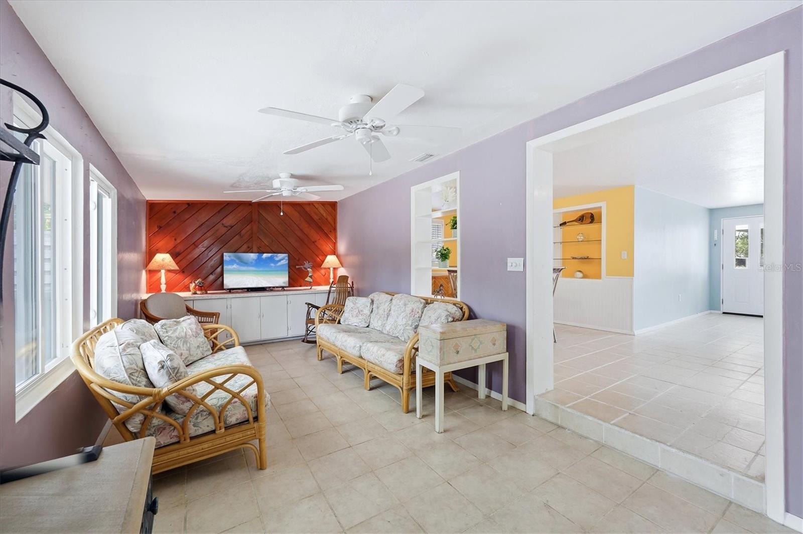 2233 ALICE RD, SARASOTA, FL, 34231