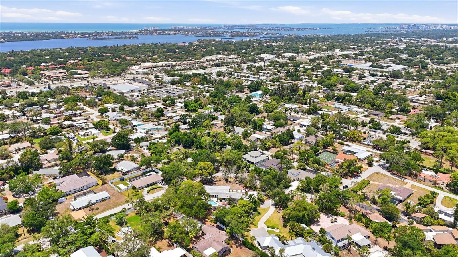 2233 ALICE RD, SARASOTA, FL, 34231