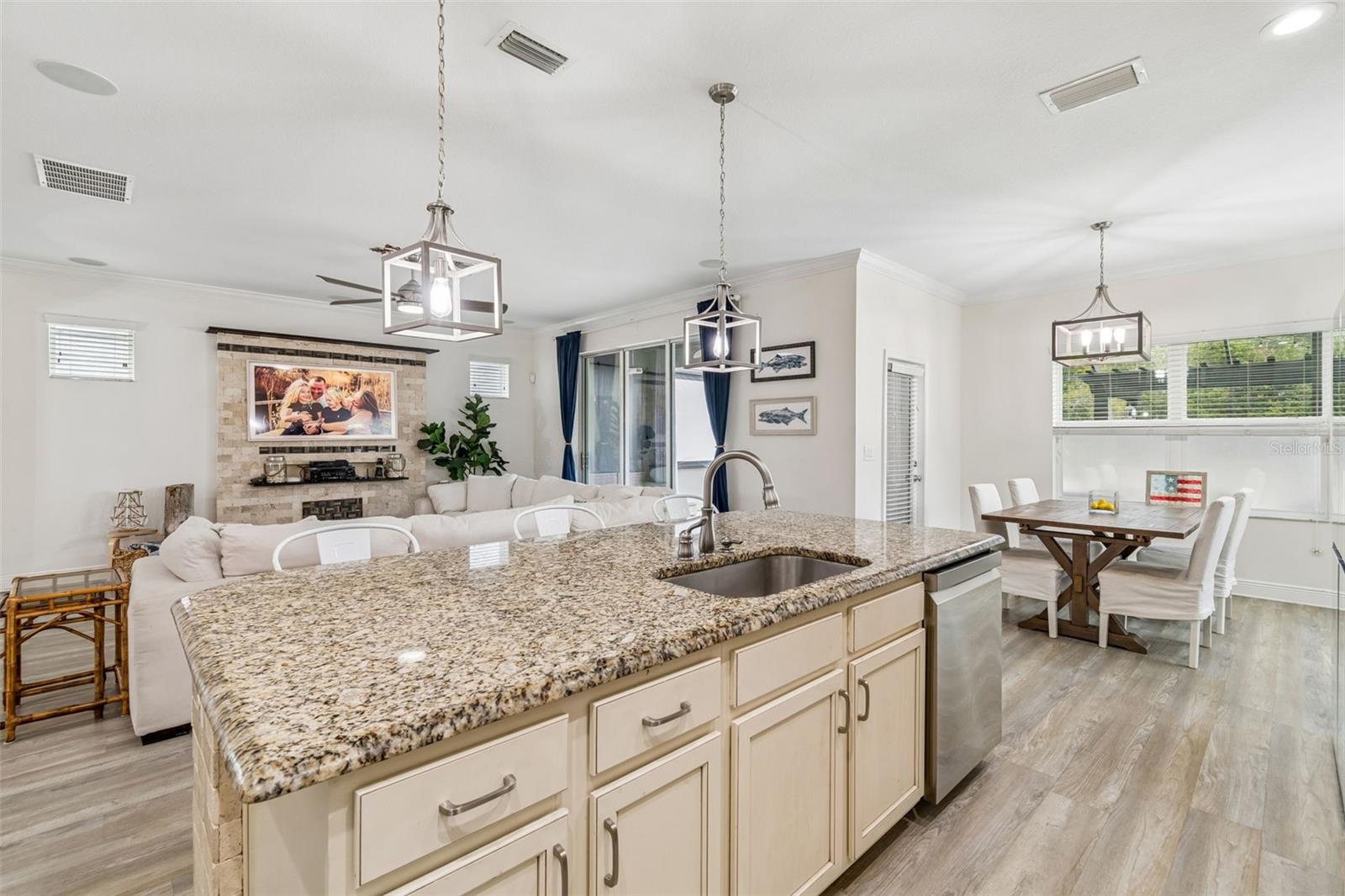 16214 BAYBERRY VIEW DR, LITHIA, FL, 33547