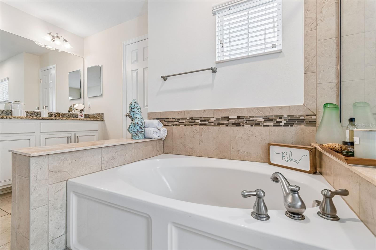 16214 BAYBERRY VIEW DR, LITHIA, FL, 33547