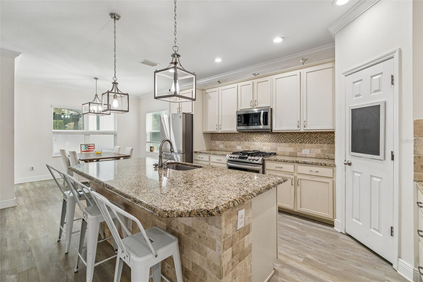 16214 BAYBERRY VIEW DR, LITHIA, FL, 33547