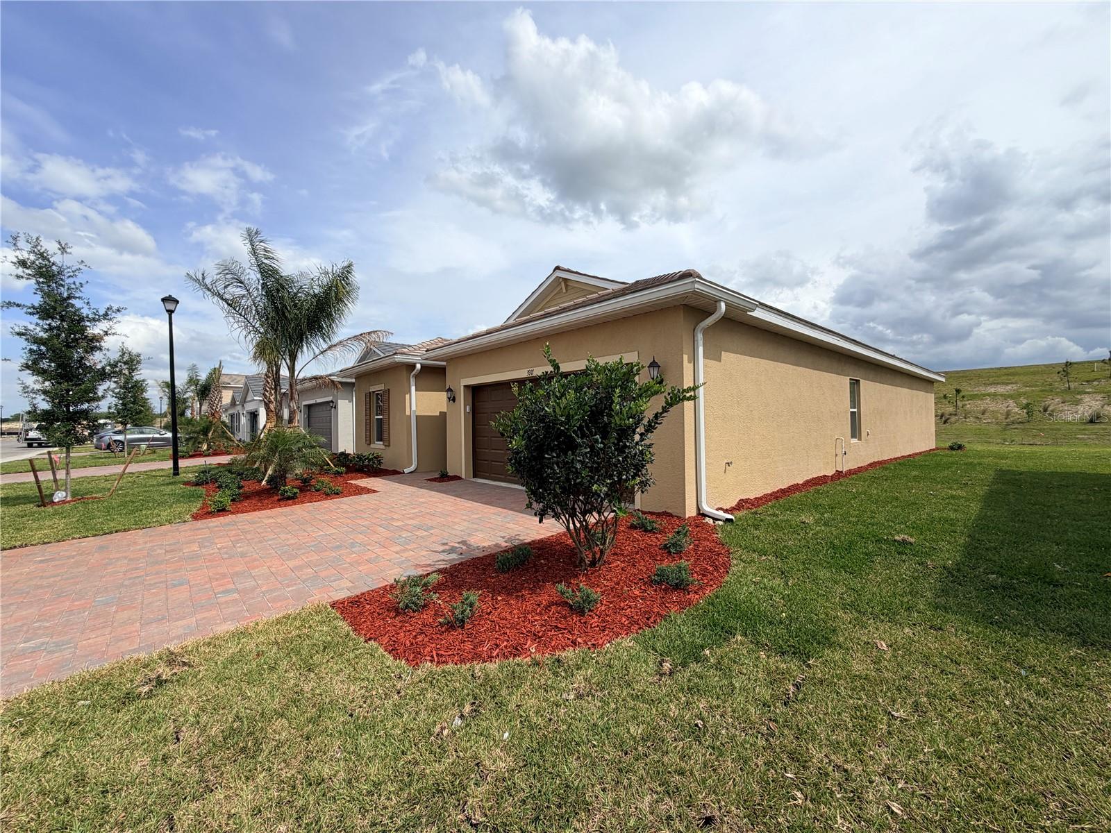3917 PASSION VINE DR, ALVA, FL, 33920