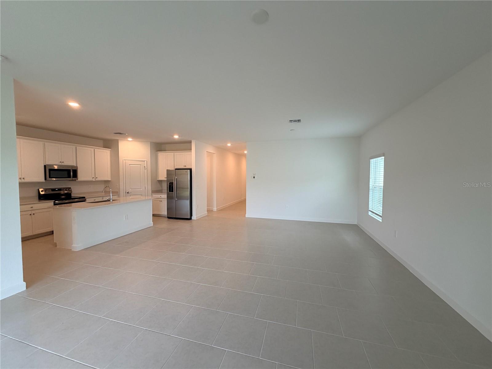 3917 PASSION VINE DR, ALVA, FL, 33920