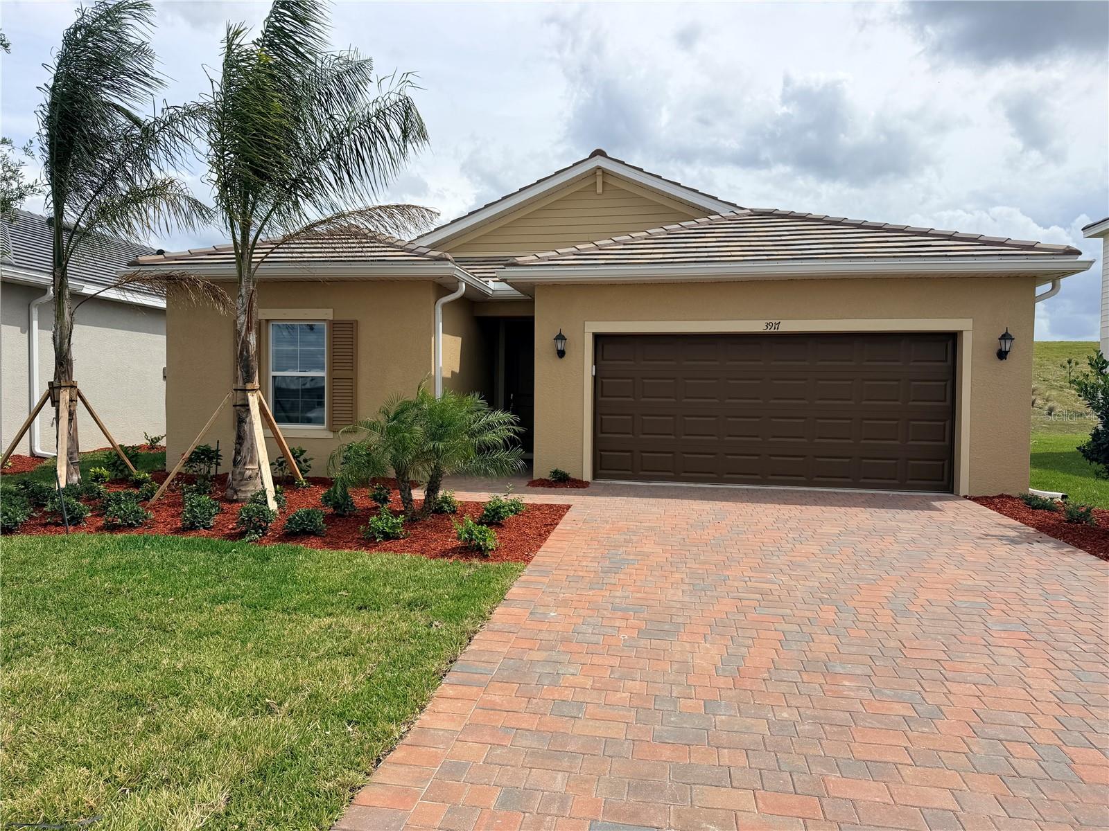 3917 PASSION VINE DR, ALVA, FL, 33920