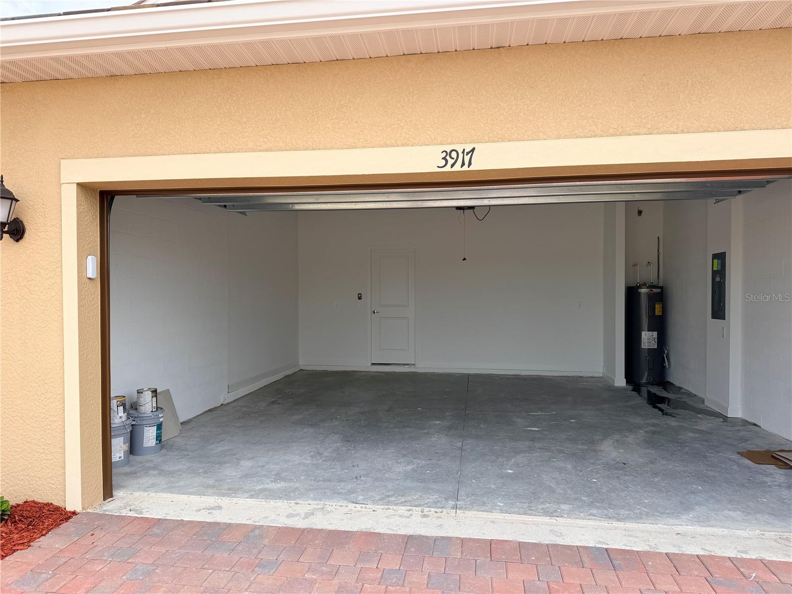 3917 PASSION VINE DR, ALVA, FL, 33920
