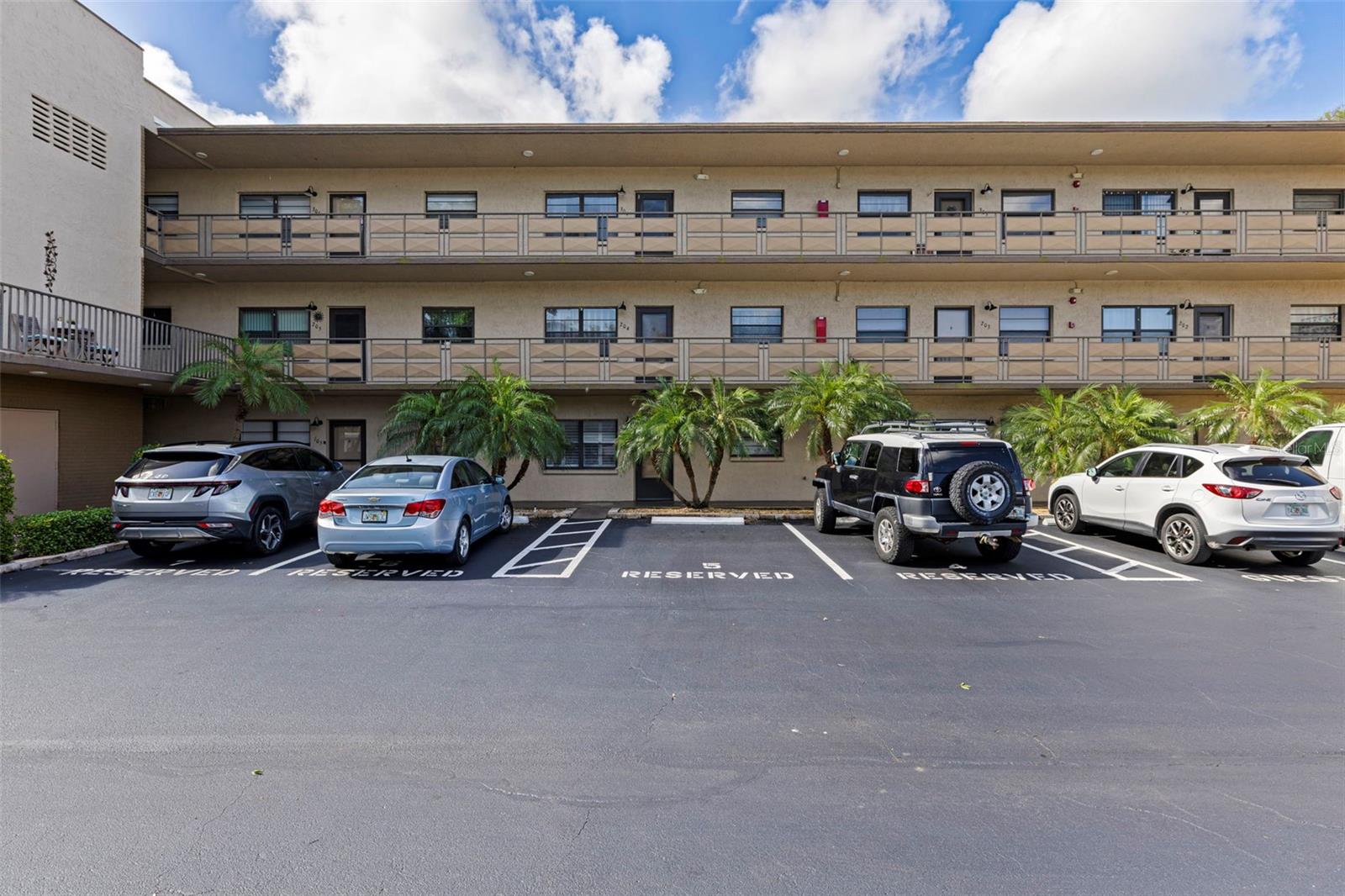5975 TERRACE PARK DR N #204, ST PETERSBURG, FL, 33709