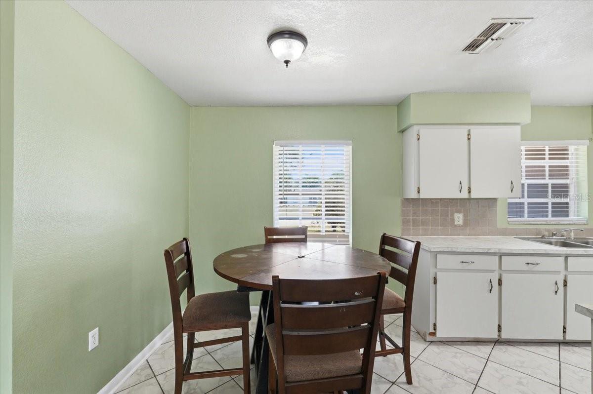 303 OLMO CT, WINTER HAVEN, FL, 33880