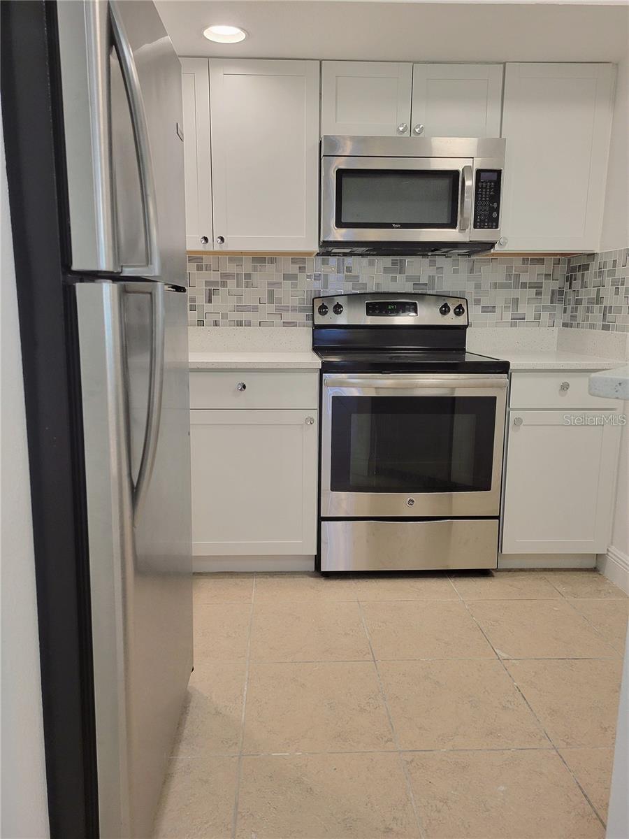 4528 COMMANDER DR #2011, ORLANDO, FL, 32822