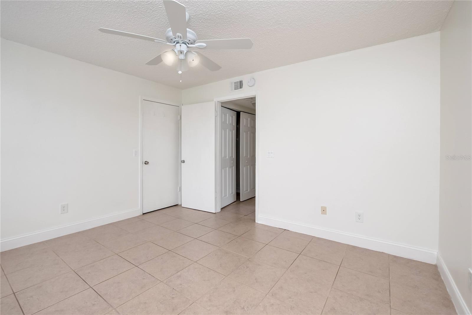 4528 COMMANDER DR #2011, ORLANDO, FL, 32822