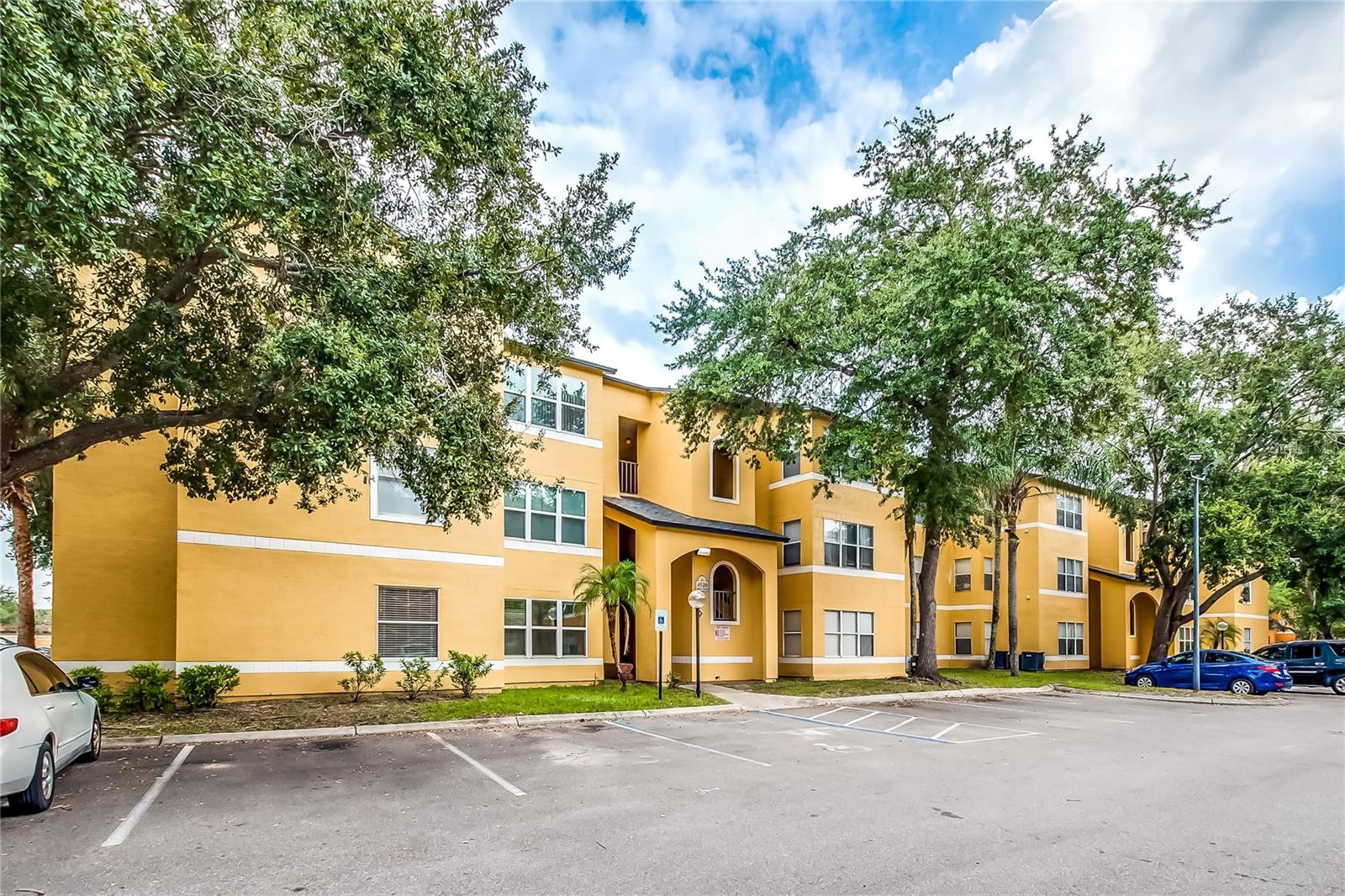 4528 COMMANDER DR #2011, ORLANDO, FL, 32822