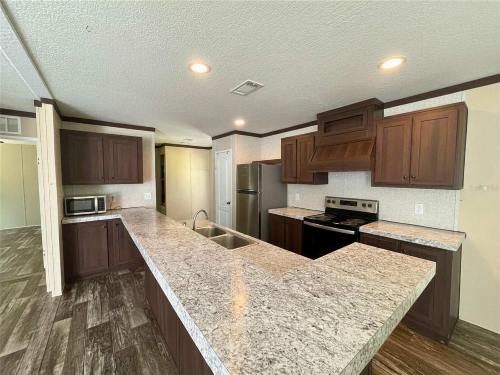 9827 SE HOTH RD, ARCADIA, FL, 34266