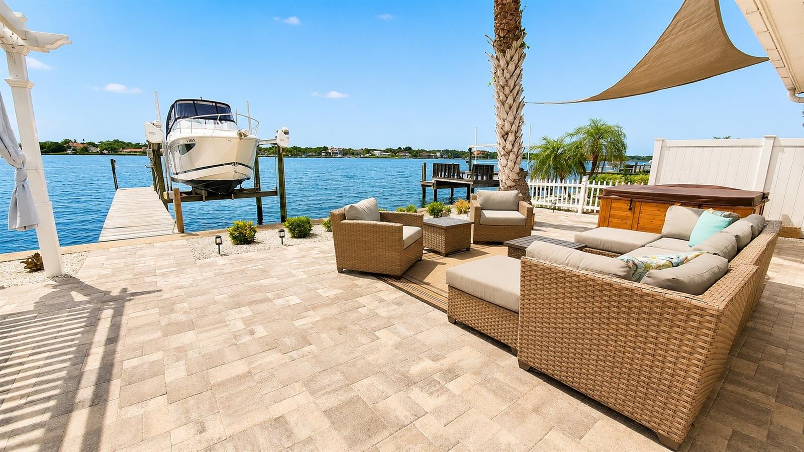 526 20TH AVE, INDIAN ROCKS BEACH, FL, 33785