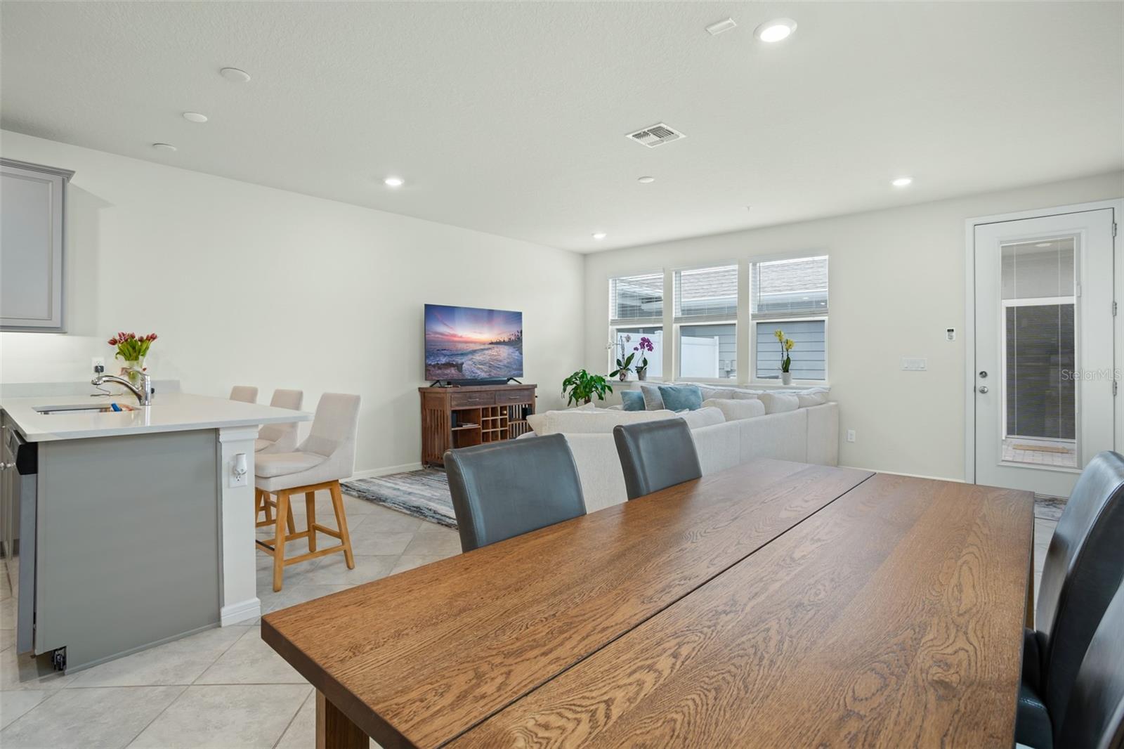 10449 FOLLY BEACH RD, ORLANDO, FL, 32827