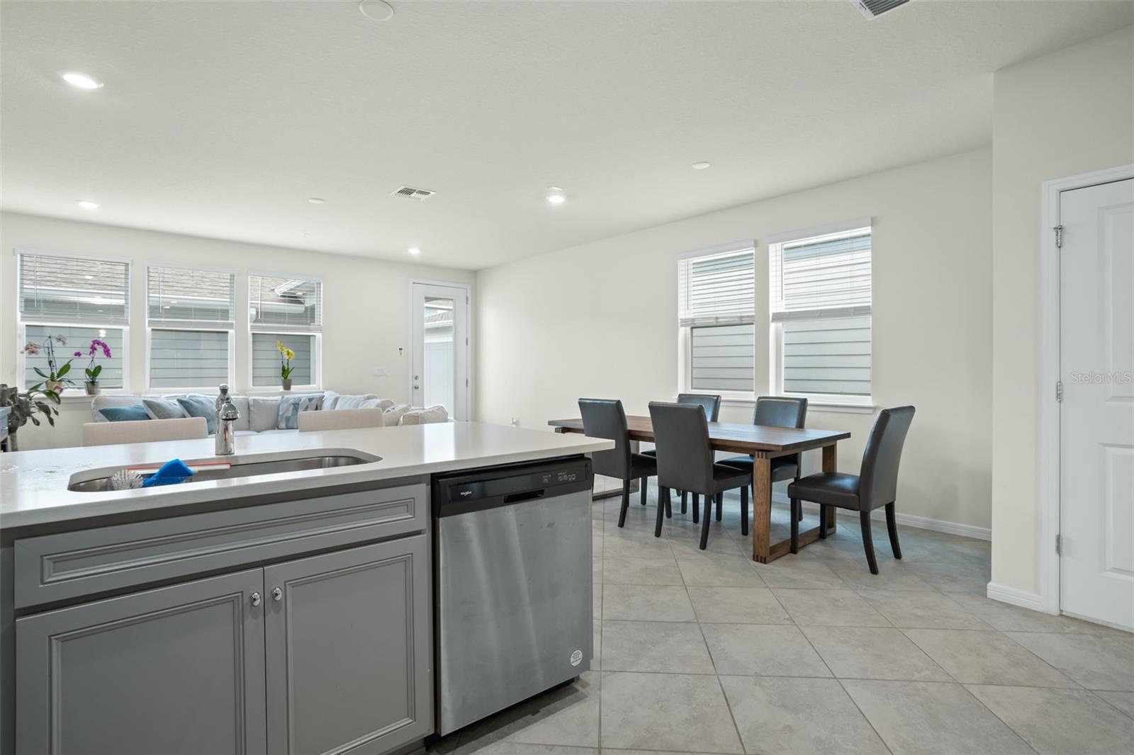 10449 FOLLY BEACH RD, ORLANDO, FL, 32827