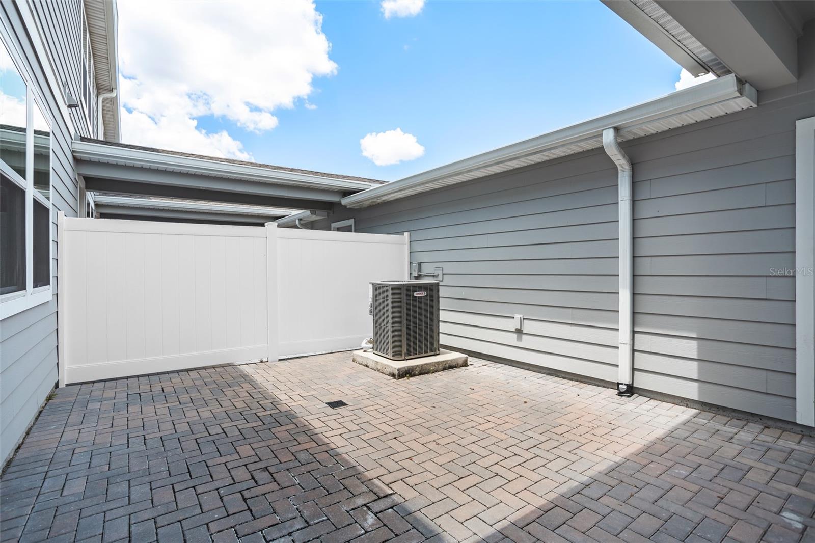 10449 FOLLY BEACH RD, ORLANDO, FL, 32827