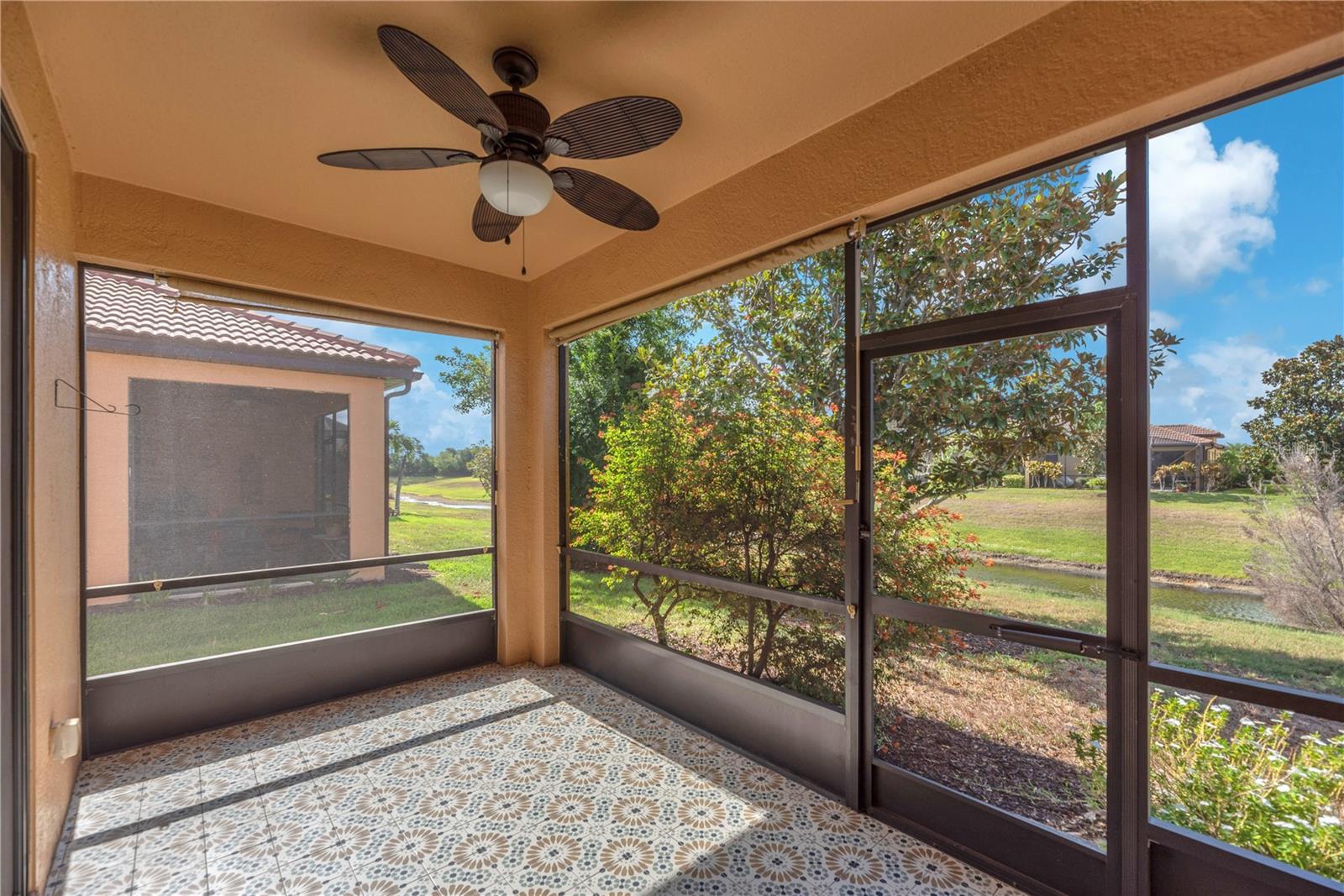 107 SHELL FALLS DR, APOLLO BEACH, FL, 33572