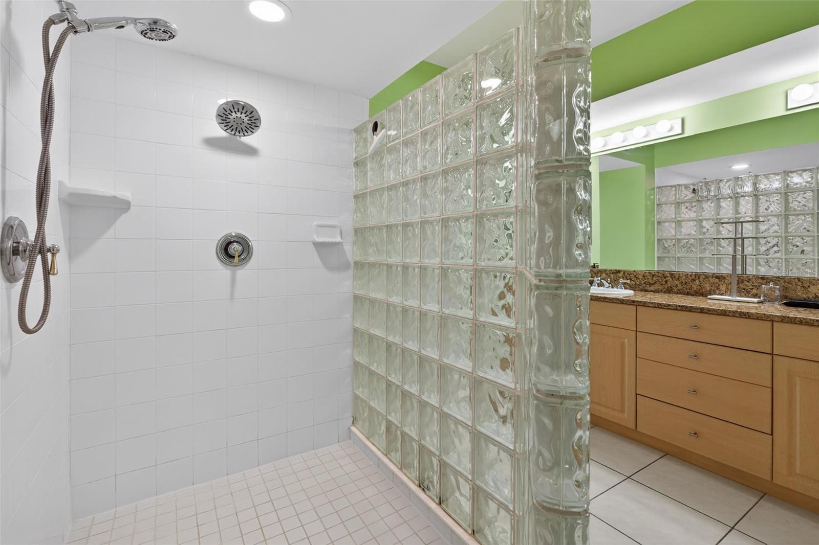 3315 S ATLANTIC AVE #1406, DAYTONA BEACH SHORES, FL, 32118