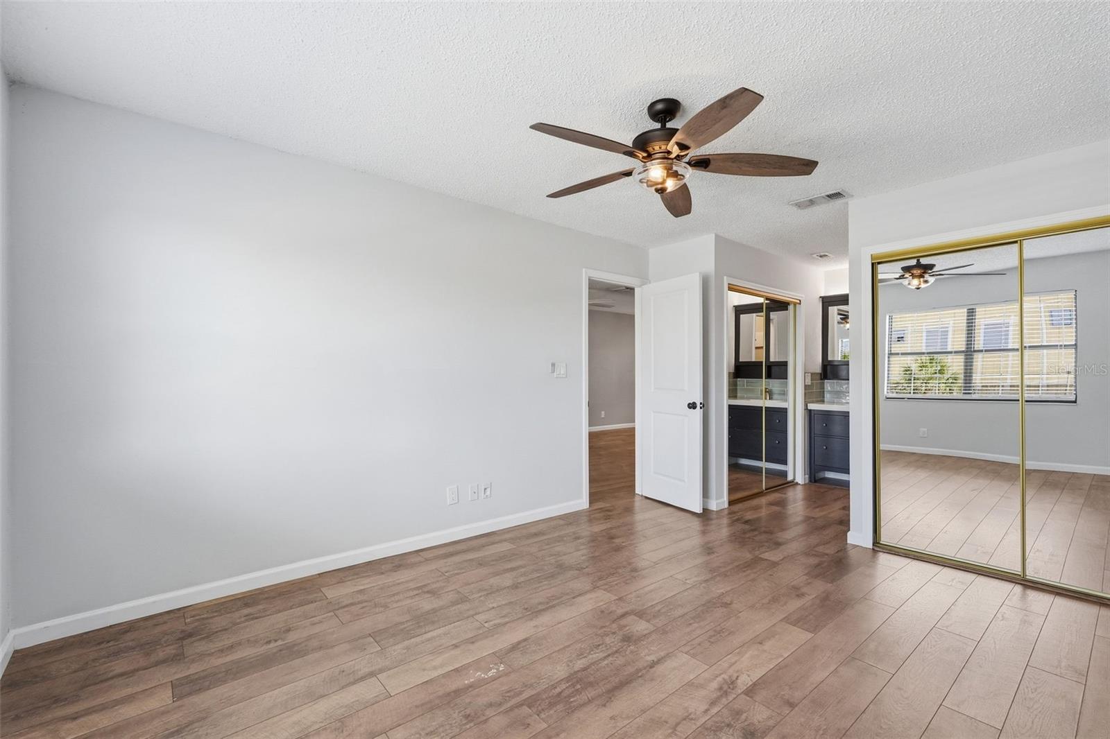 340 CAUSEWAY BLVD #107, DUNEDIN, FL, 34698