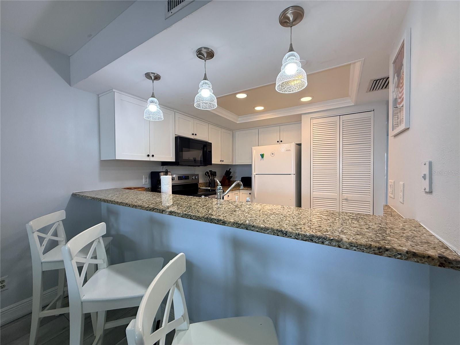 18400 GULF BLVD #2103, INDIAN SHORES, FL, 33785
