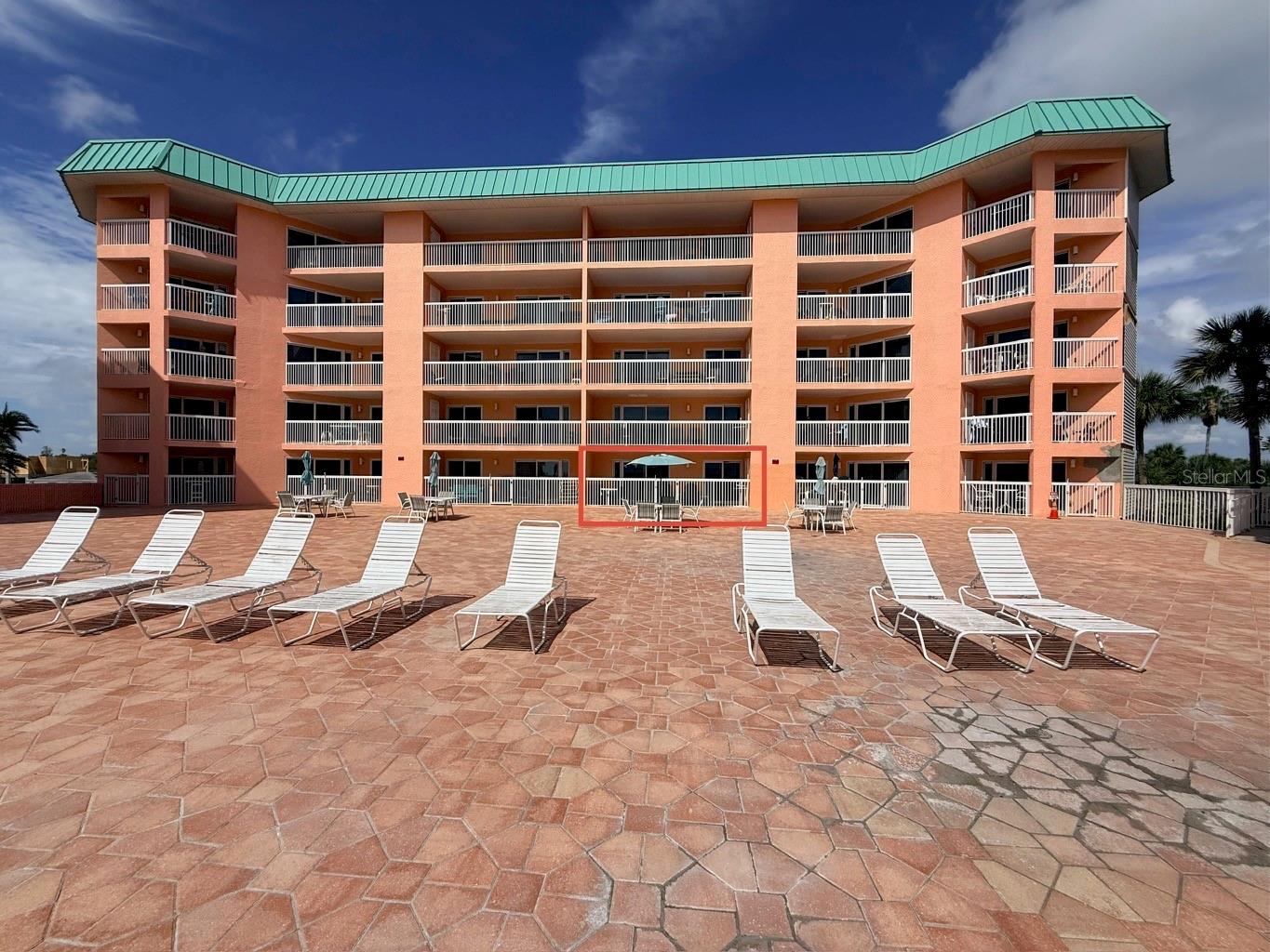 18400 GULF BLVD #2103, INDIAN SHORES, FL, 33785