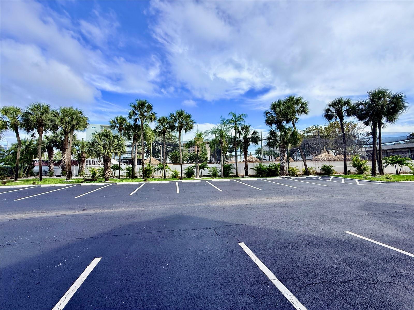 18400 GULF BLVD #2103, INDIAN SHORES, FL, 33785