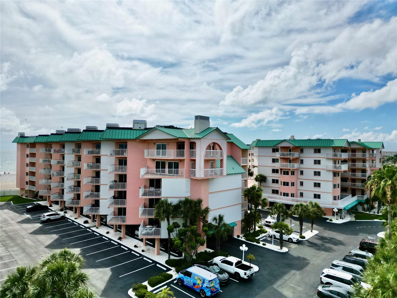 18400 GULF BLVD #2103, INDIAN SHORES, FL, 33785