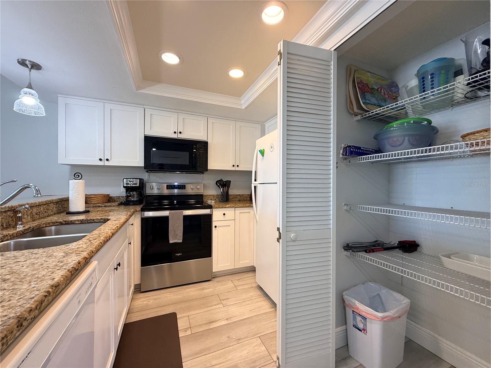18400 GULF BLVD #2103, INDIAN SHORES, FL, 33785