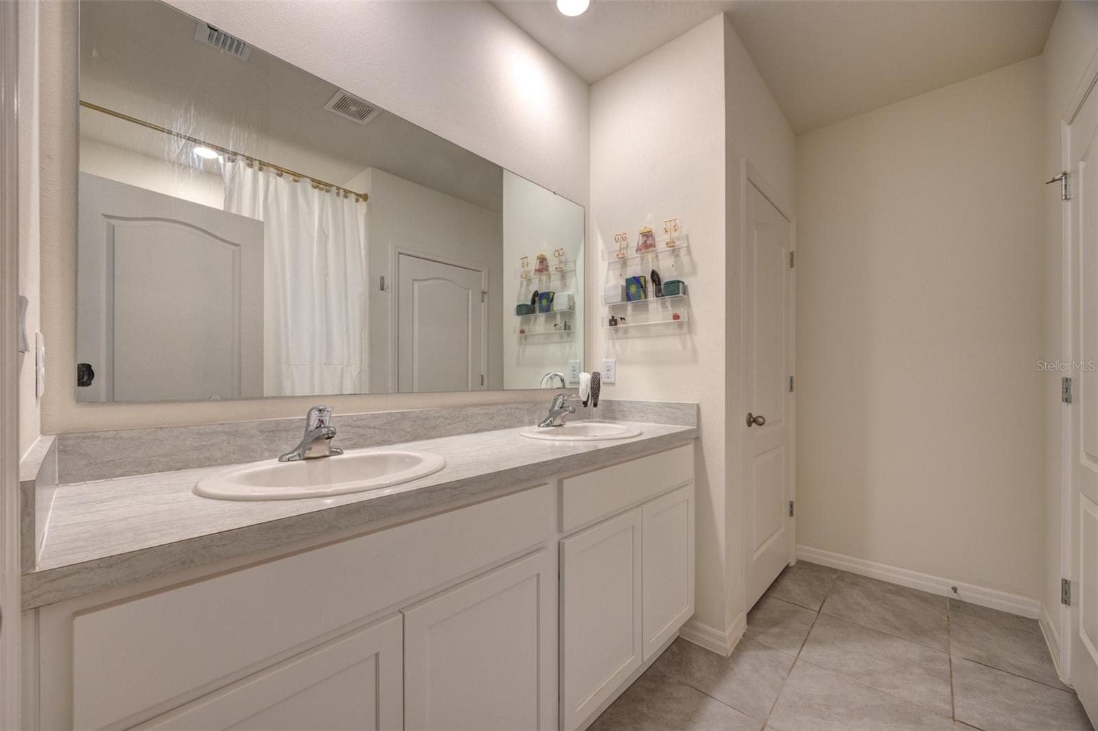 372 PELHAM PARK DR, DELAND, FL, 32720