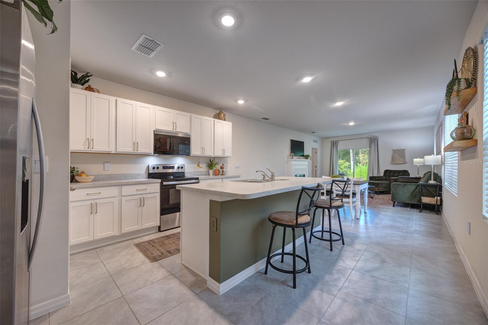 372 PELHAM PARK DR, DELAND, FL, 32720