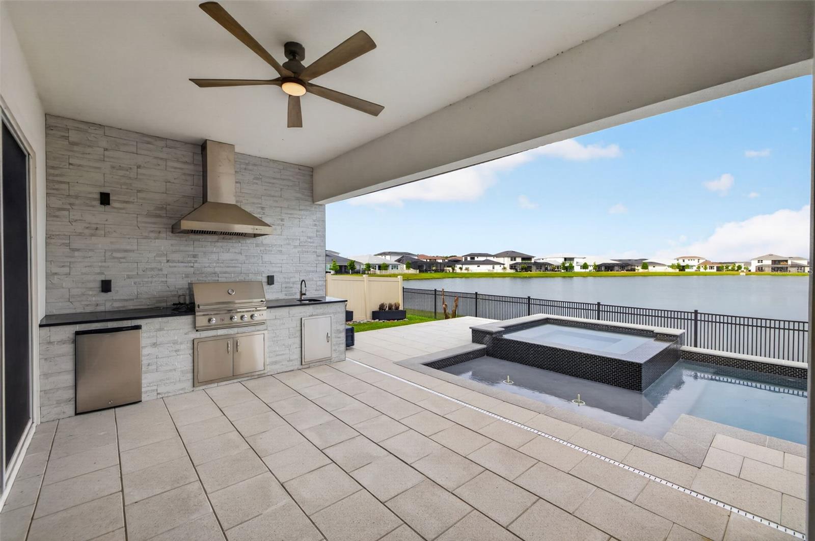 8346 IVY STARK BLVD, WESLEY CHAPEL, FL, 33545