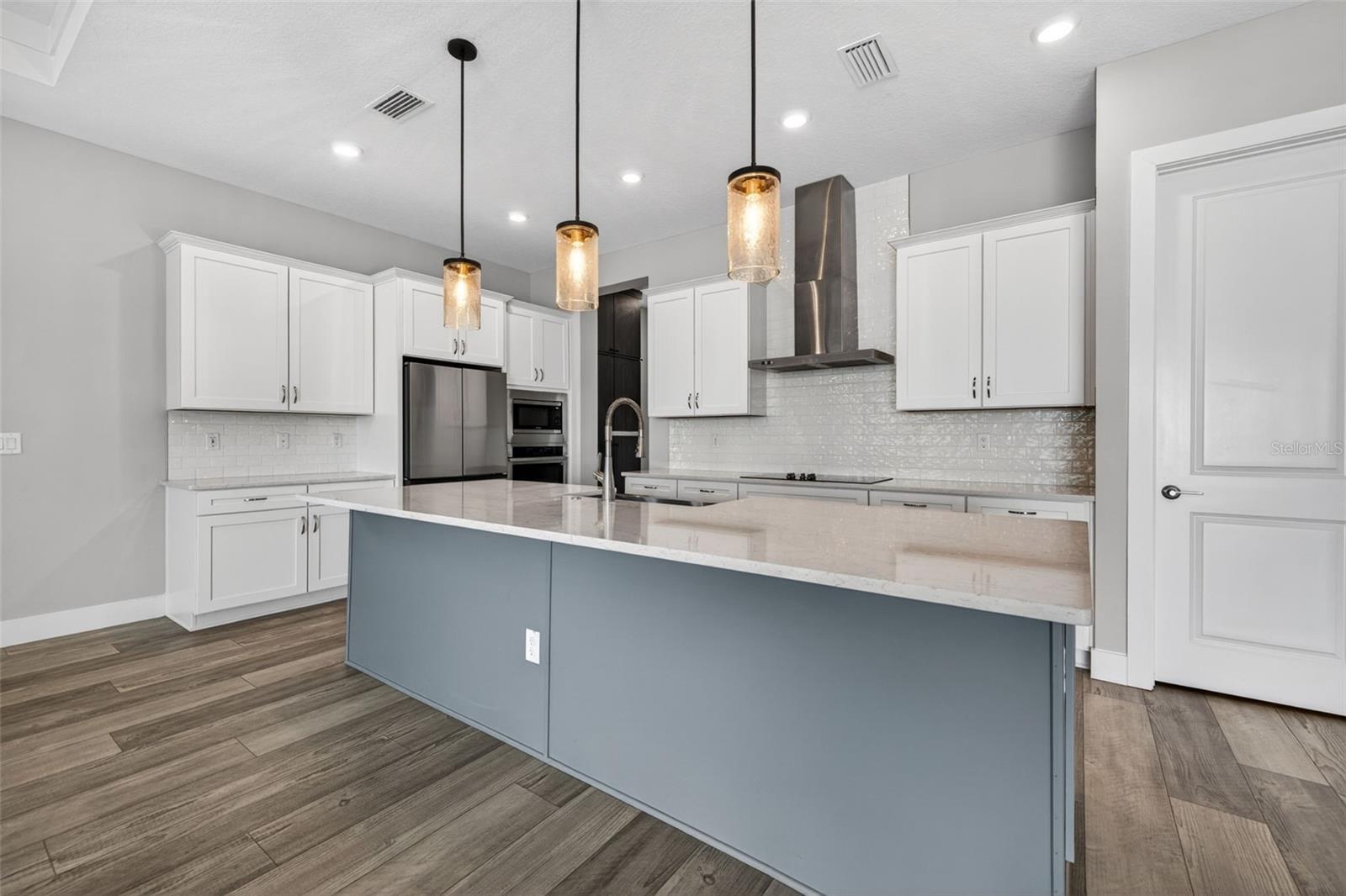 8346 IVY STARK BLVD, WESLEY CHAPEL, FL, 33545