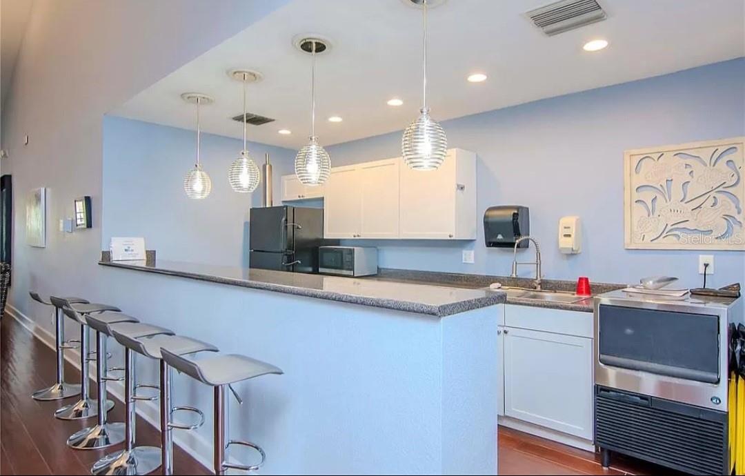 3747 POMPANO DR SE, ST PETERSBURG, FL, 33705