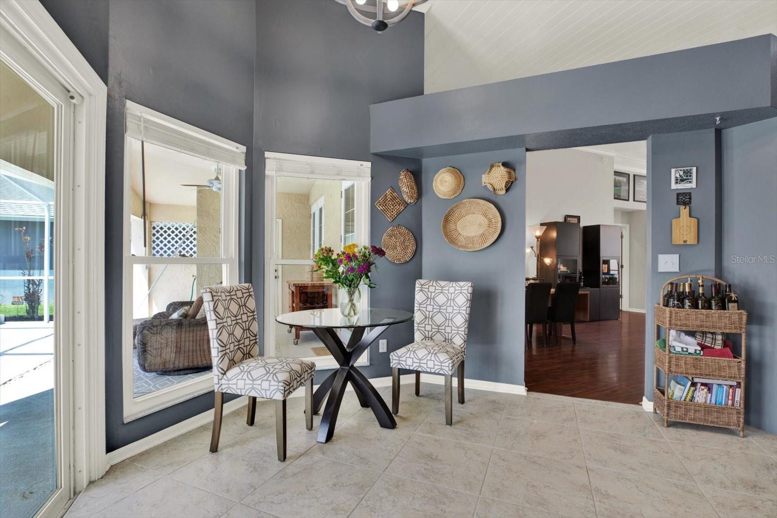 9042 BRELAND DR, TAMPA, FL, 33626
