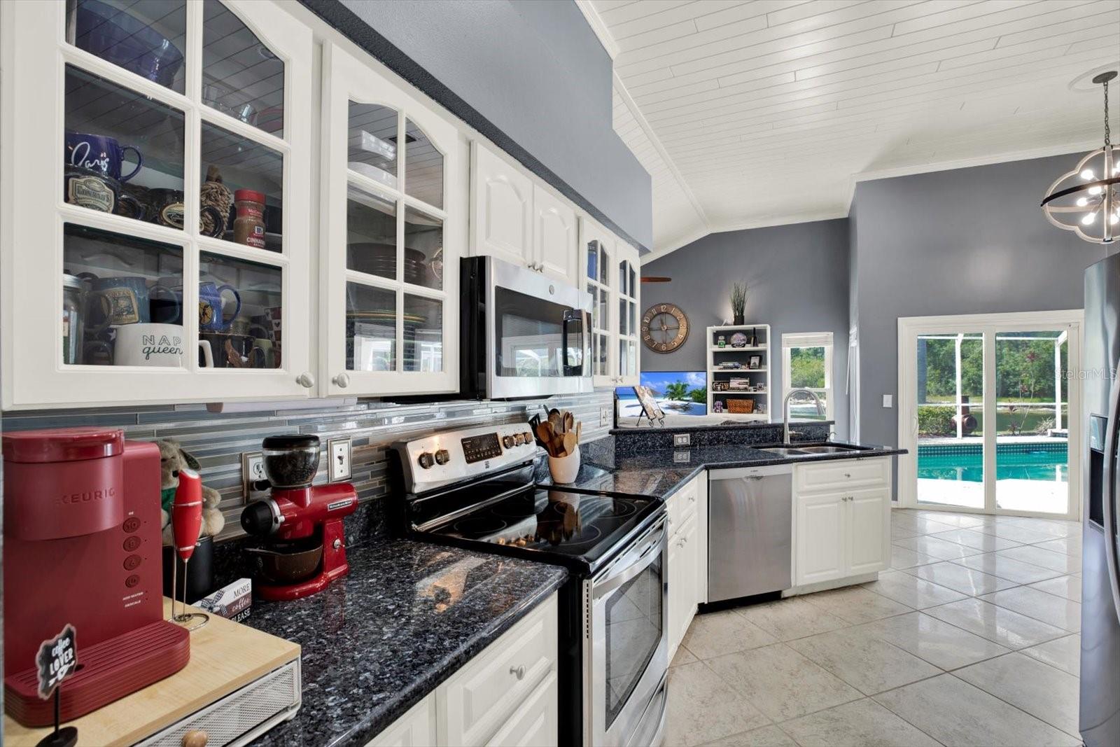 9042 BRELAND DR, TAMPA, FL, 33626
